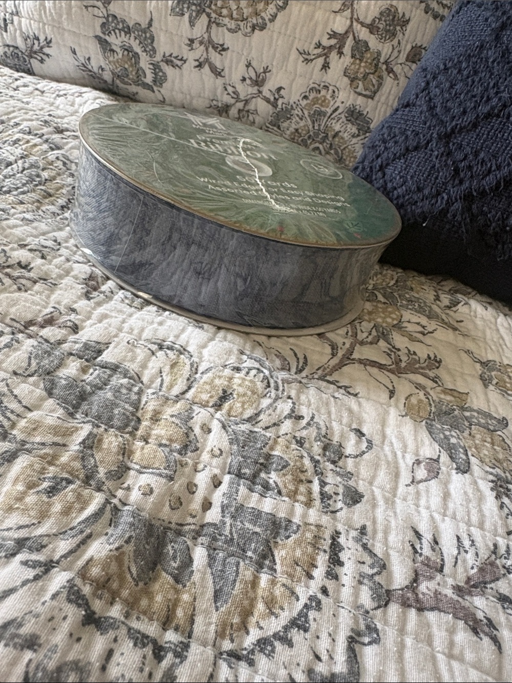 Navy Bue Wired Edge  Ribbon - Picture 2 of 5